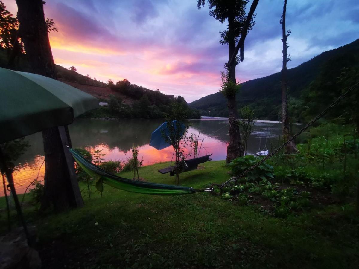 Bed and Breakfast Prenociste Na Drini Foca Exterior foto