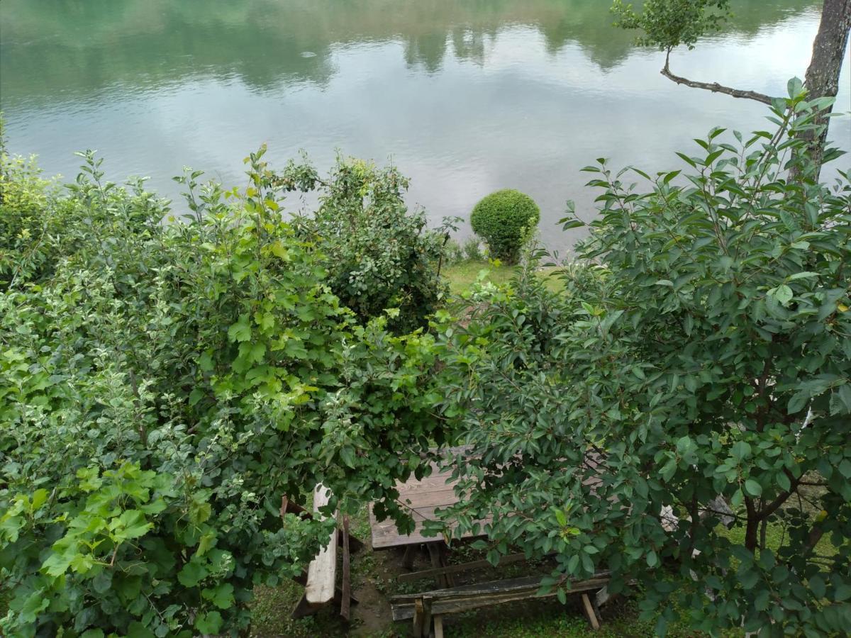 Bed and Breakfast Prenociste Na Drini Foca Exterior foto